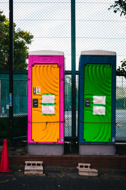 Best Porta potty rental near me  in Apple Valley, OH