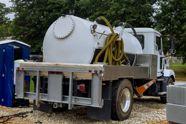 Portable Toilet Options We Offer in Apple Valley, OH